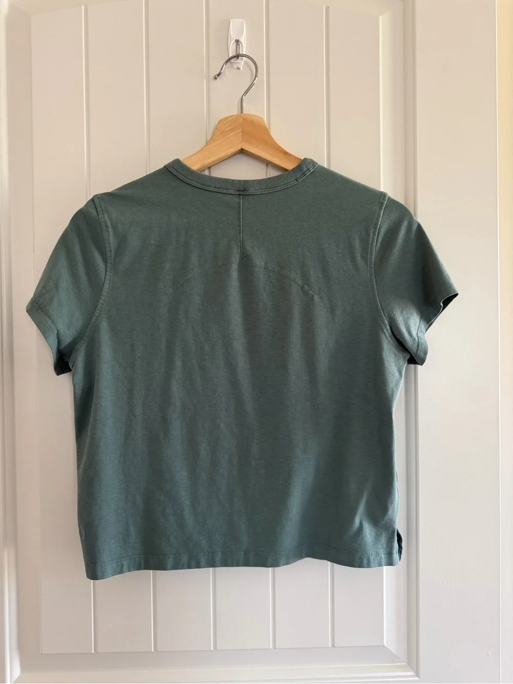 Lululemon Classic-Fit Cotton-Blend T-Shirt Medium Forest Size 4 Cropped Boxy